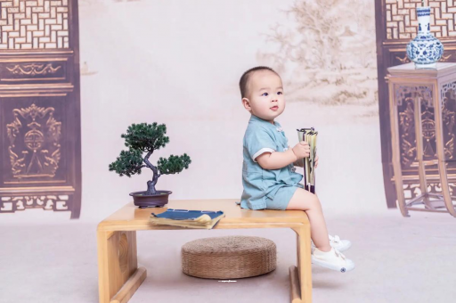 府谷宝宝几个月笑出声